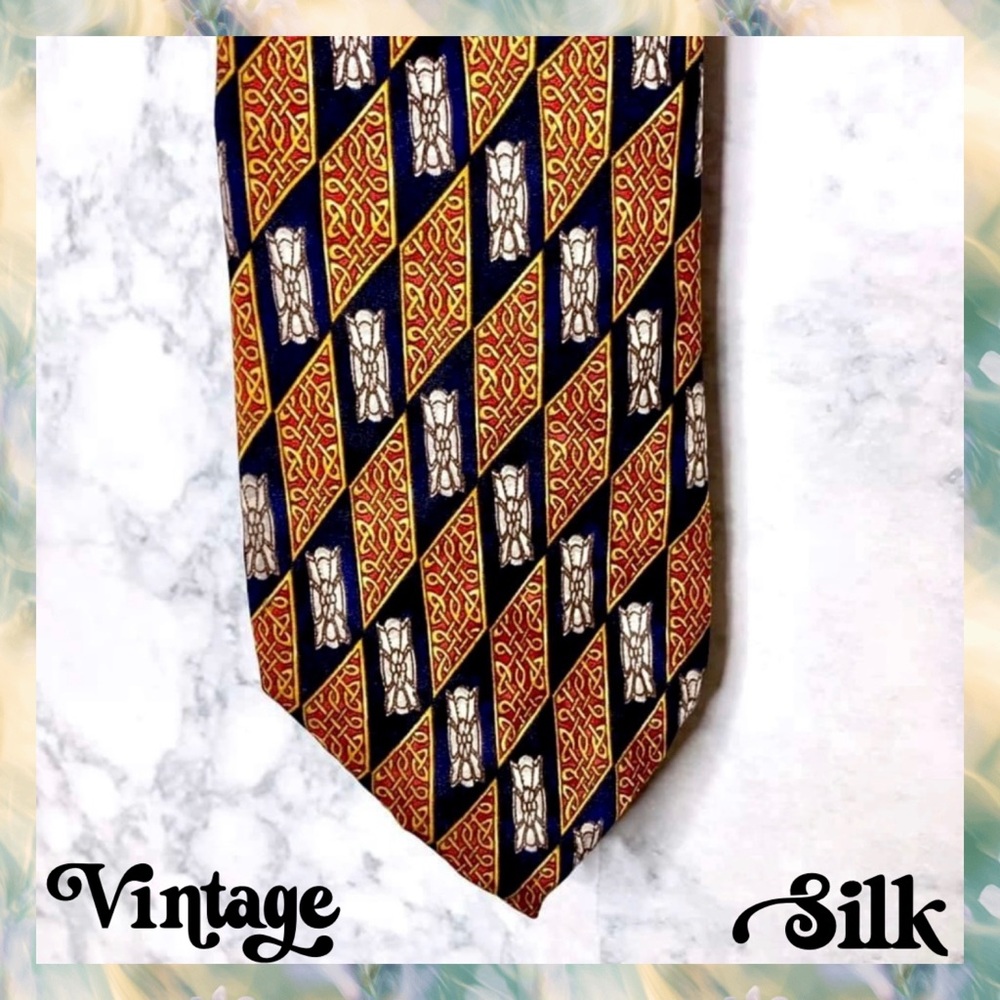 Vintage Silk Celtic Knotwork Pattern Handmade Men… - image 1